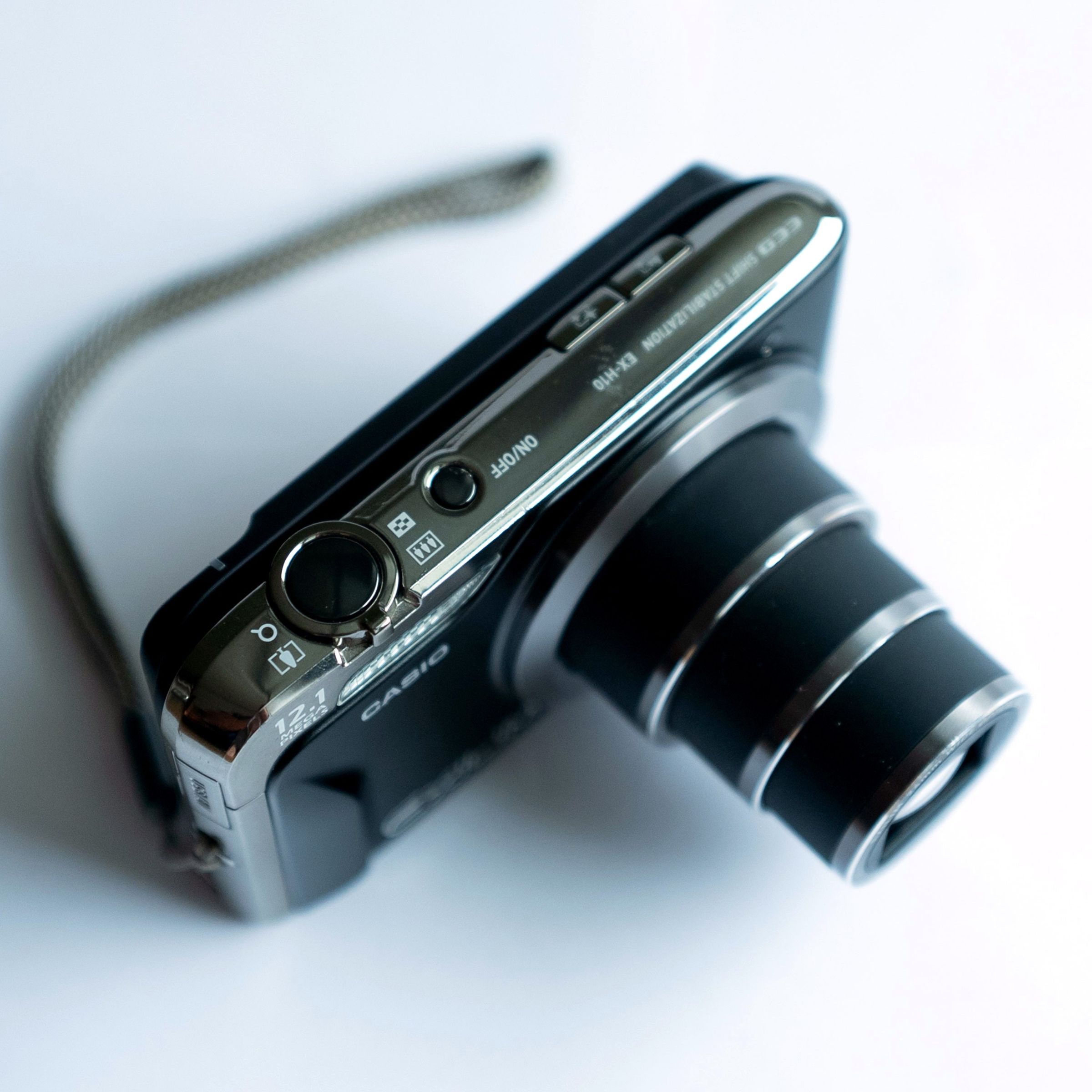 Casio Exilim EX-H10 Retro Digital Camera – Retro Camera Land