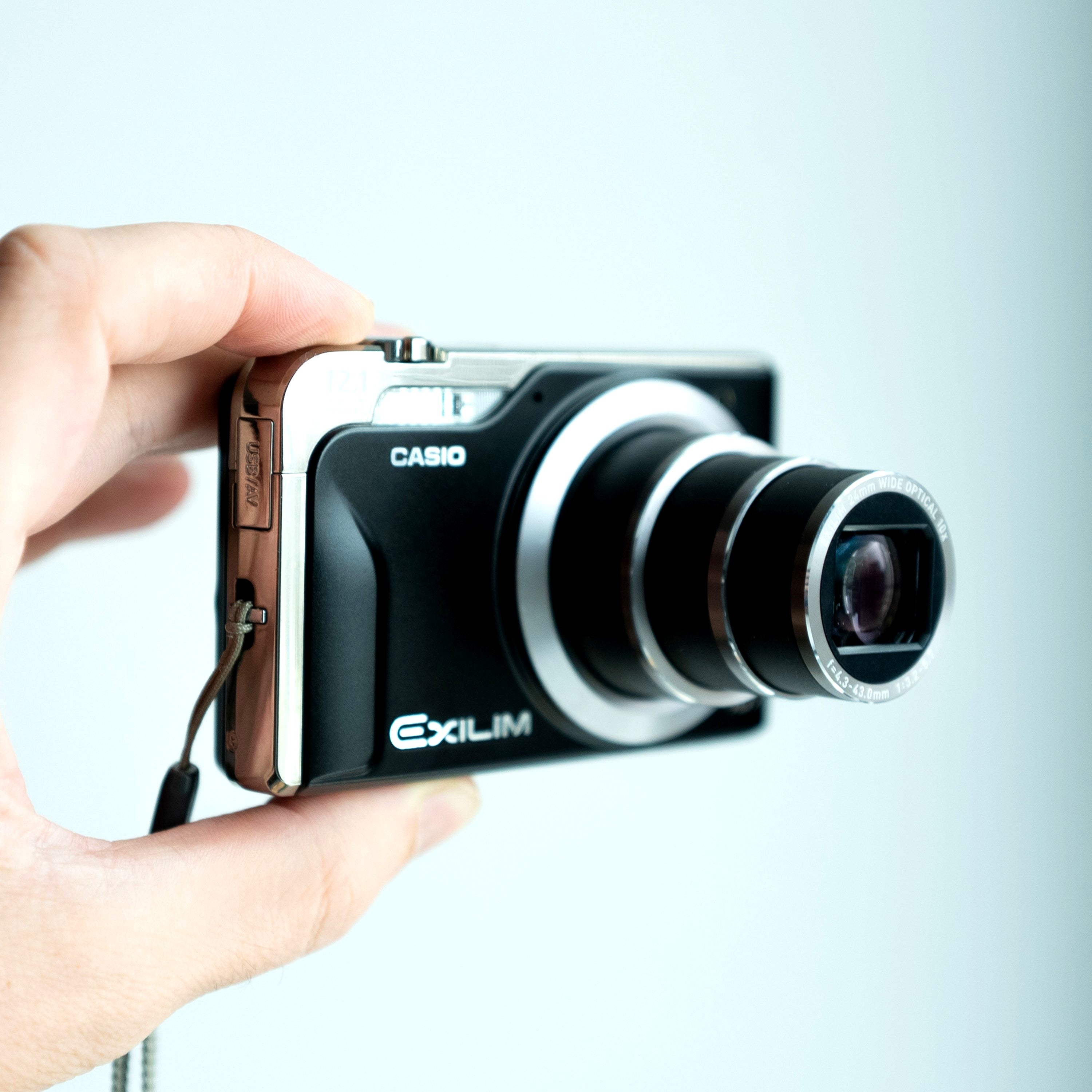Casio Exilim EX-H10