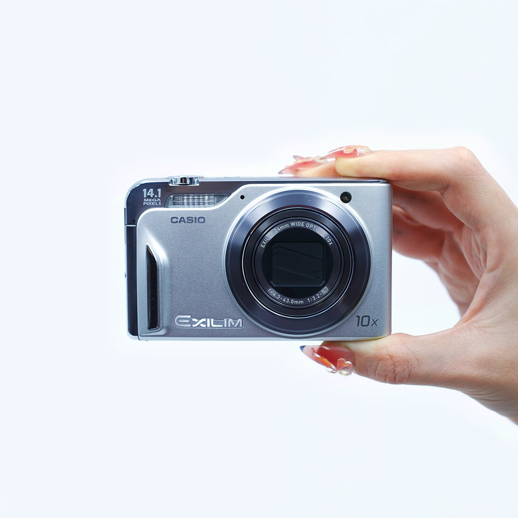 Casio Exilim EX-H15 - görsel 2