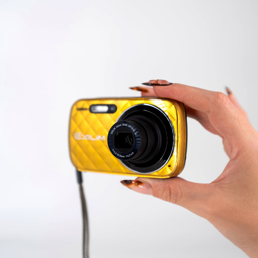 Casio Exilim EX-N10 Gold Edition