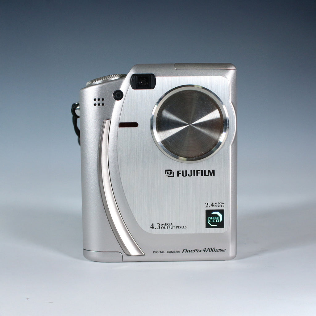 Fujifilm FinePix 4700 Zoom