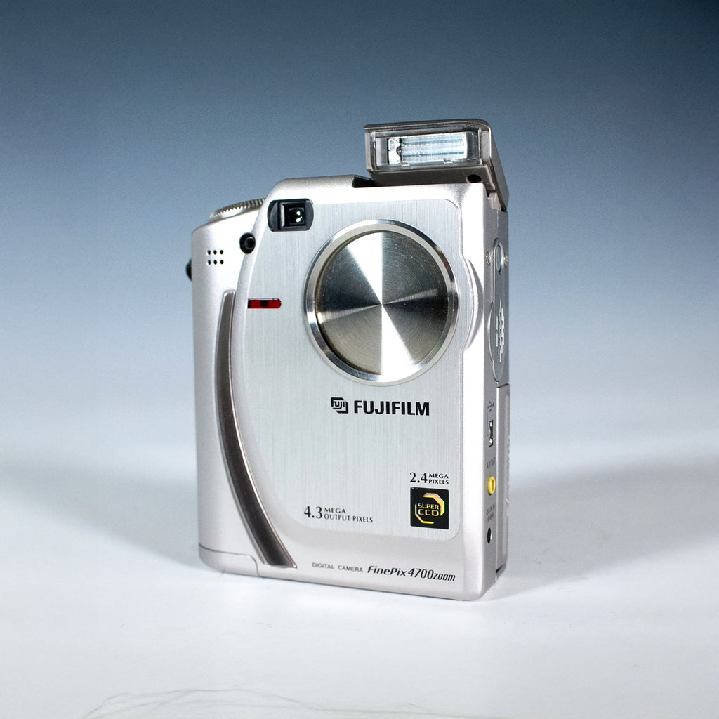 Fujifilm FinePix 4700 Zoom