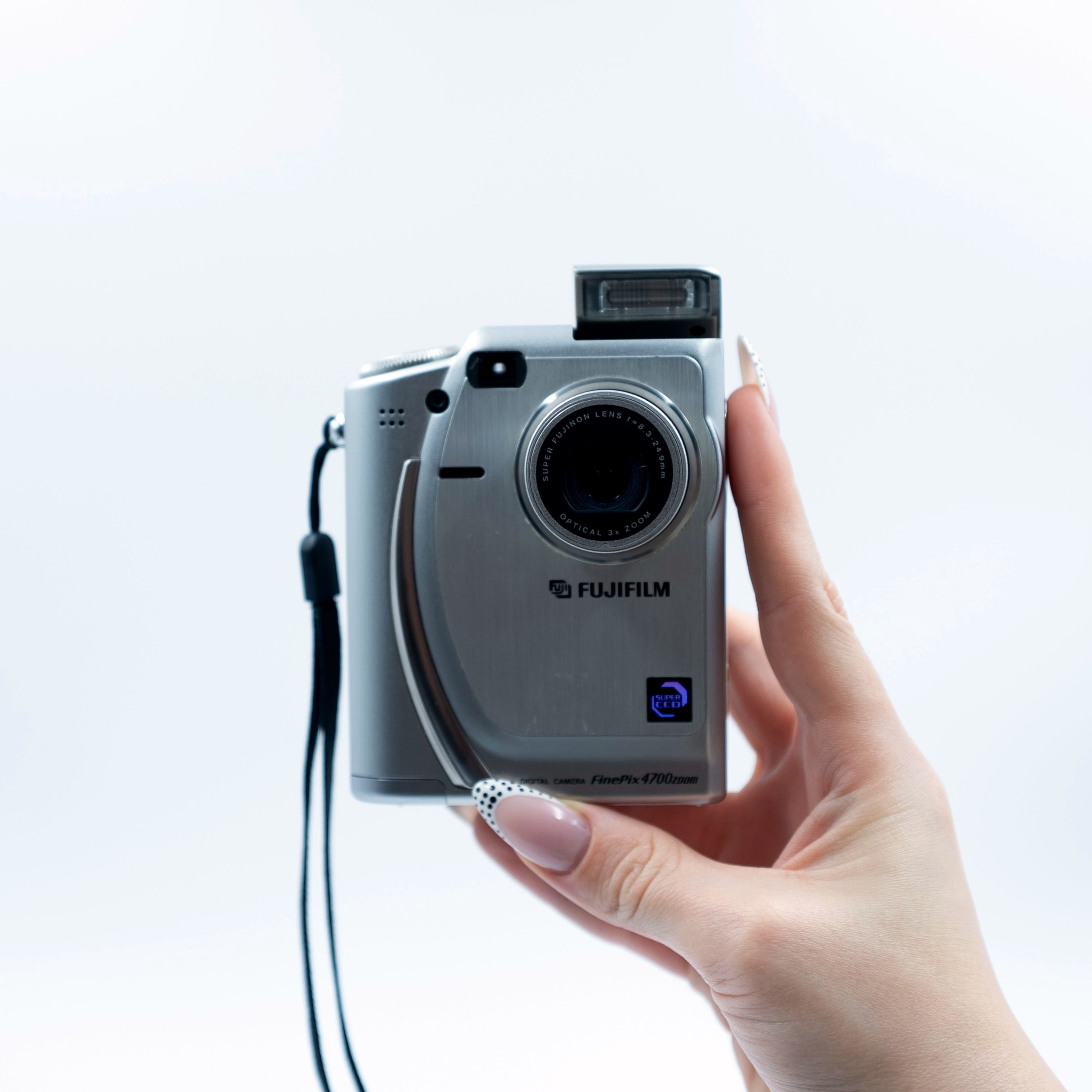 Fujifilm FinePix 4700 Zoom