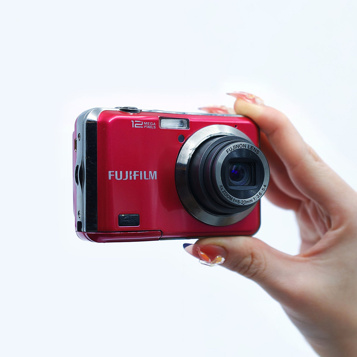 Fujifilm FinePix AX245w - ön görünüm