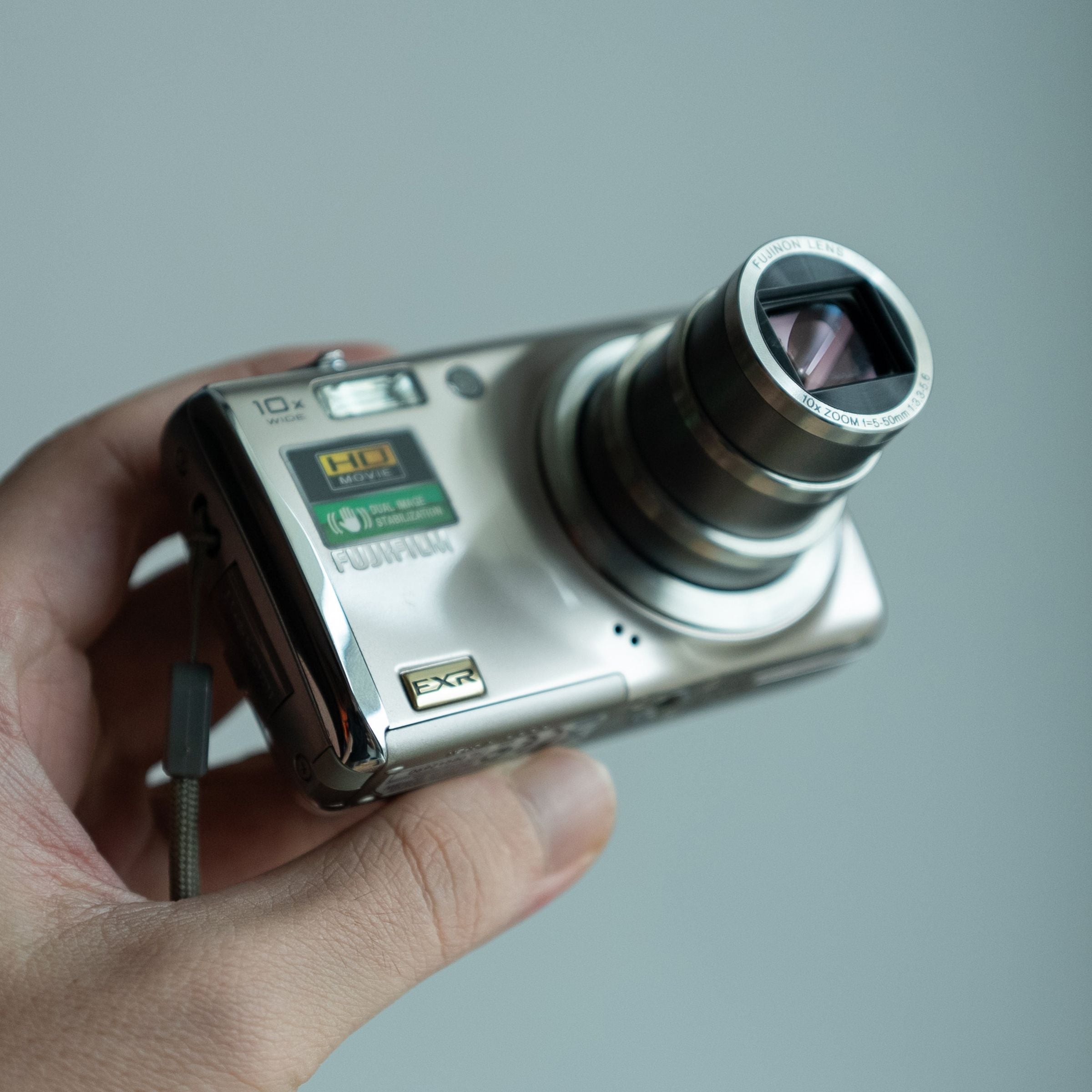 富士フイルム FinePix F80 レトロデジタルカメラ – Retro Camera Land