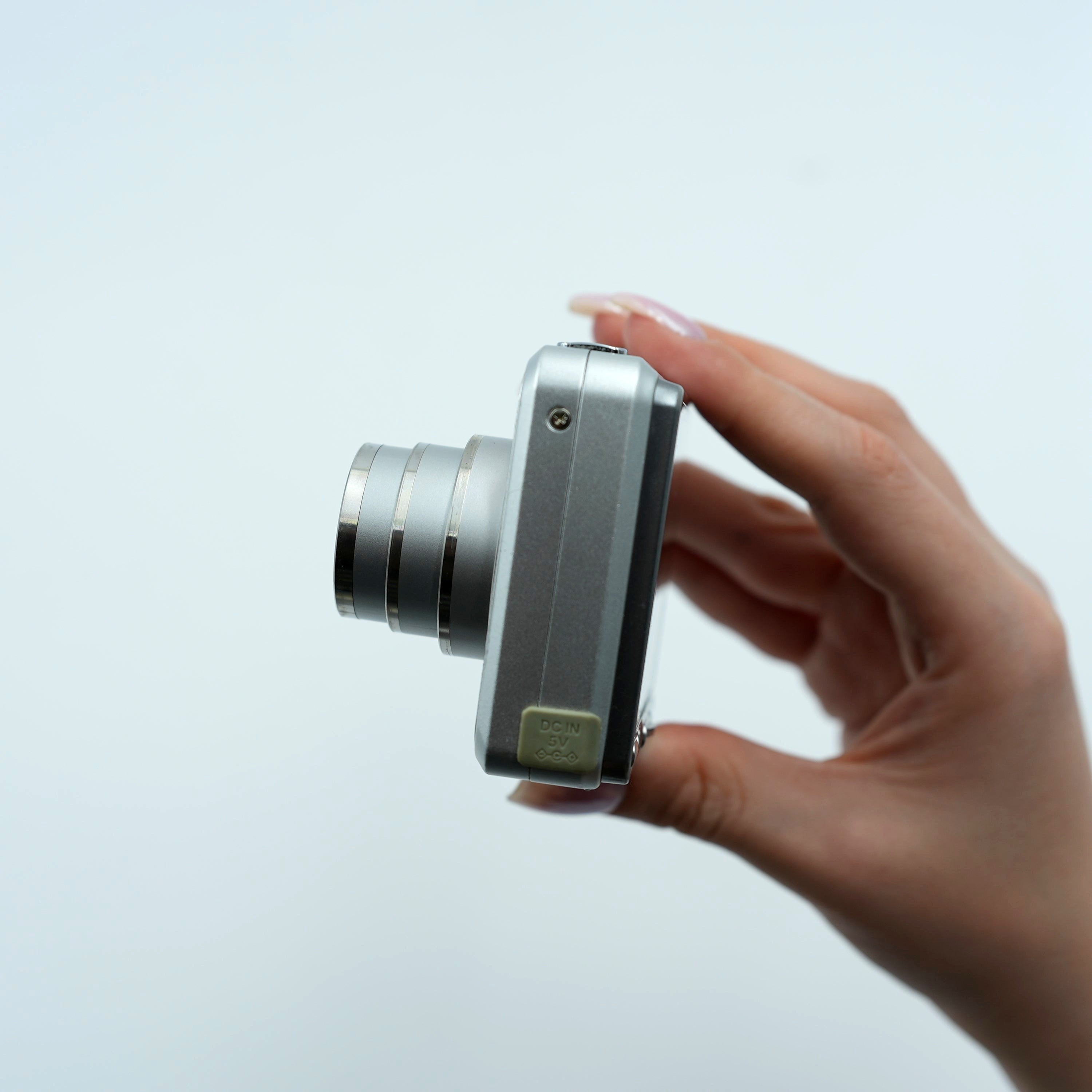 Fujifilm FinePix V10