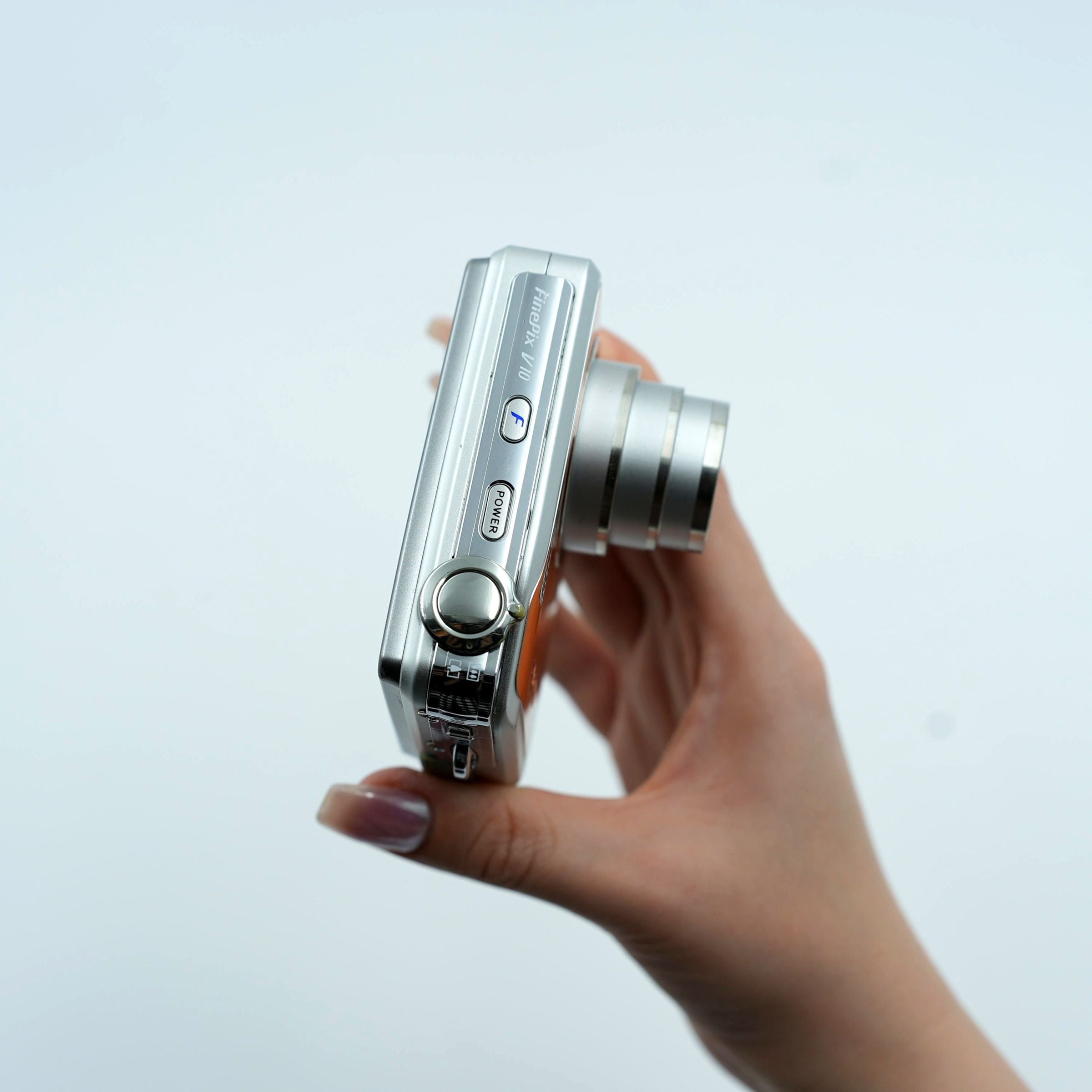 Fujifilm FinePix V10