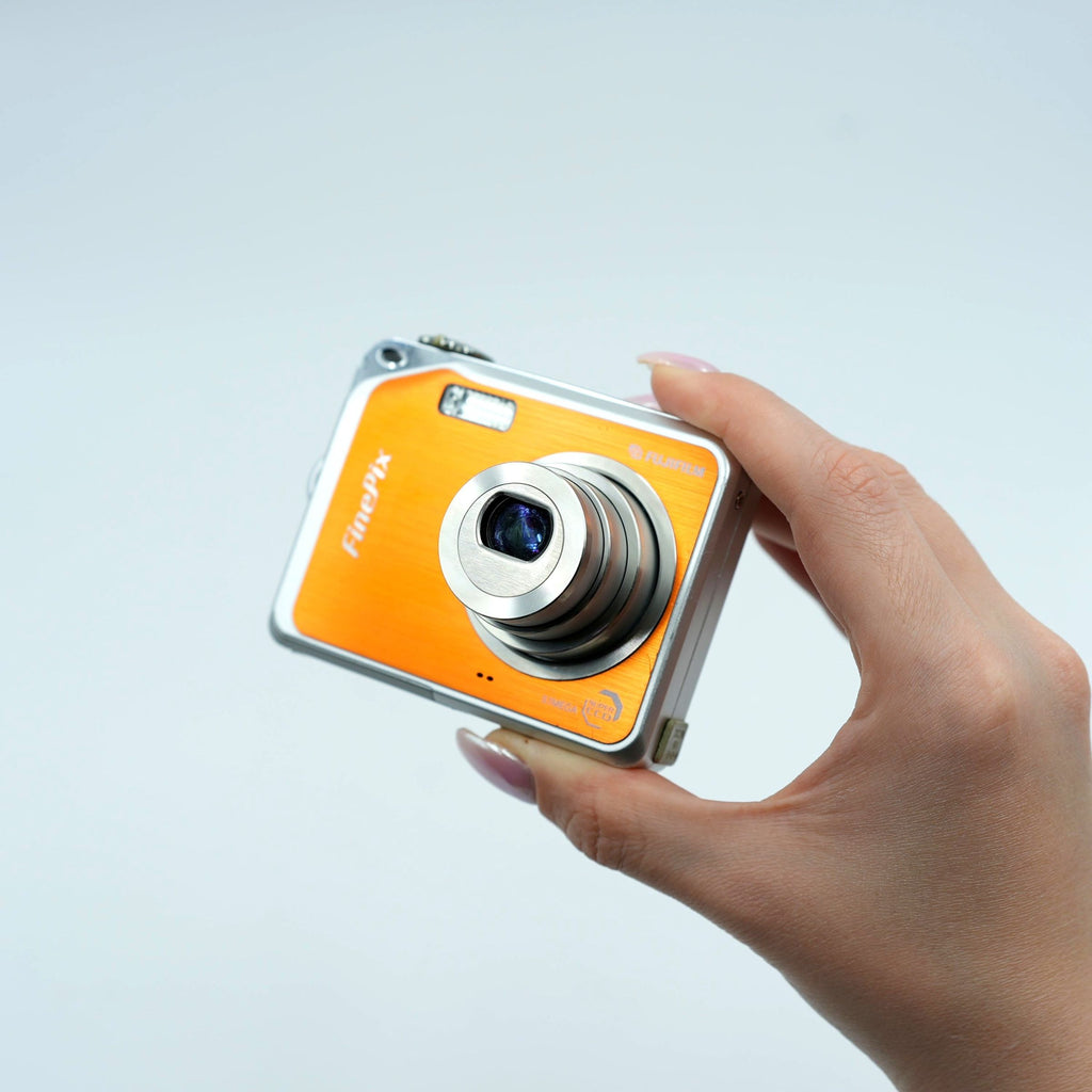 Fujifilm FinePix V10