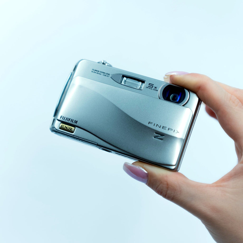 Fujifilm FinePix Z700 EXR