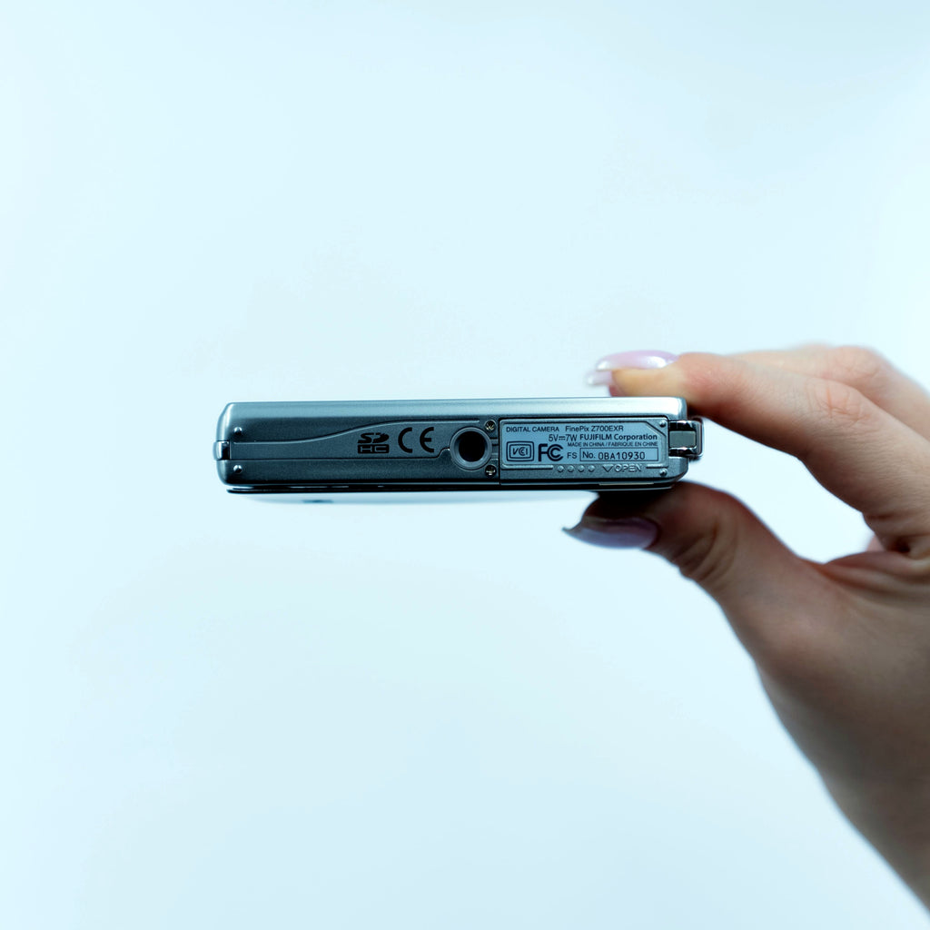 Fujifilm FinePix Z700 EXR
