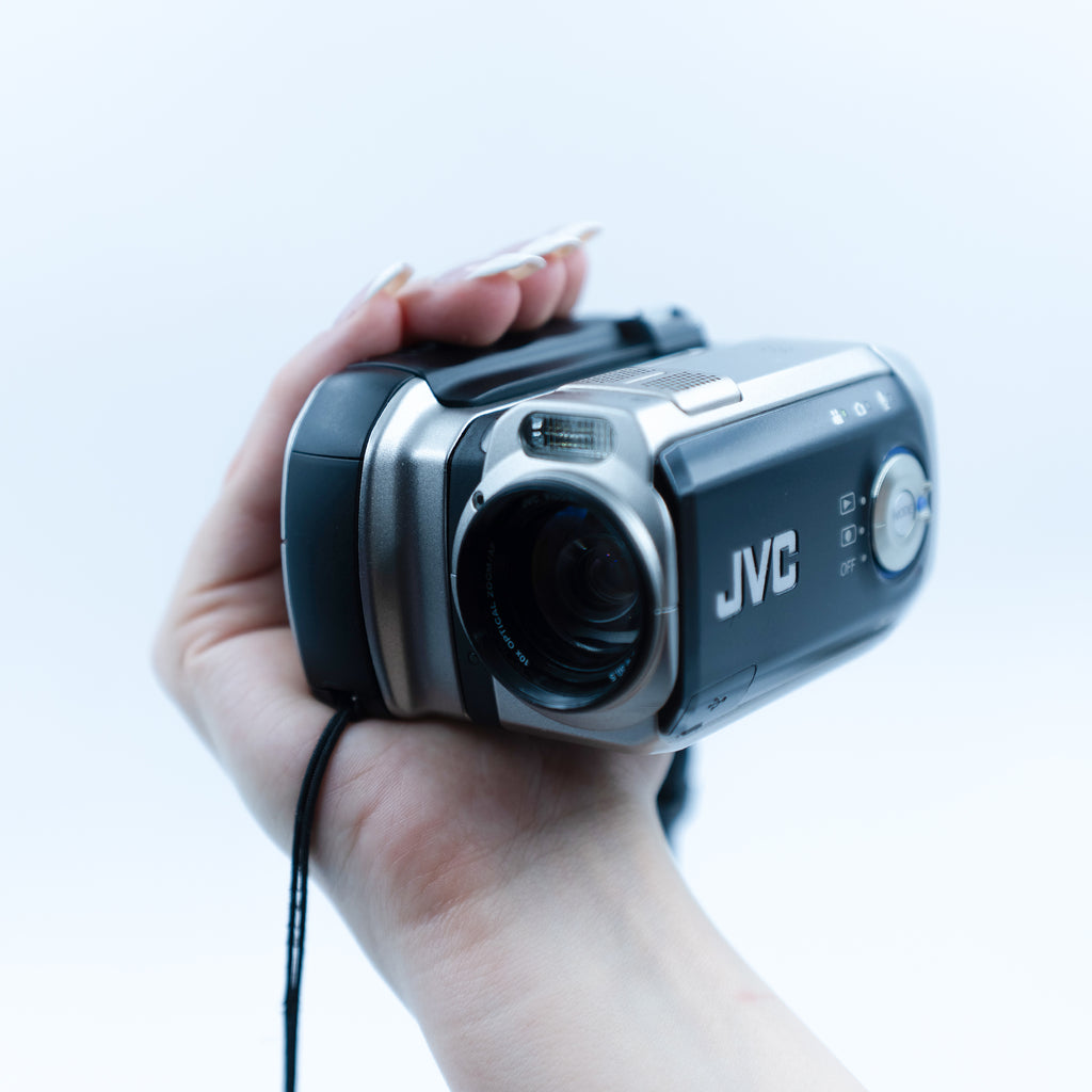 JVC GZ-MC200E | Retro Dijital Kamera | RetroCameraLand
