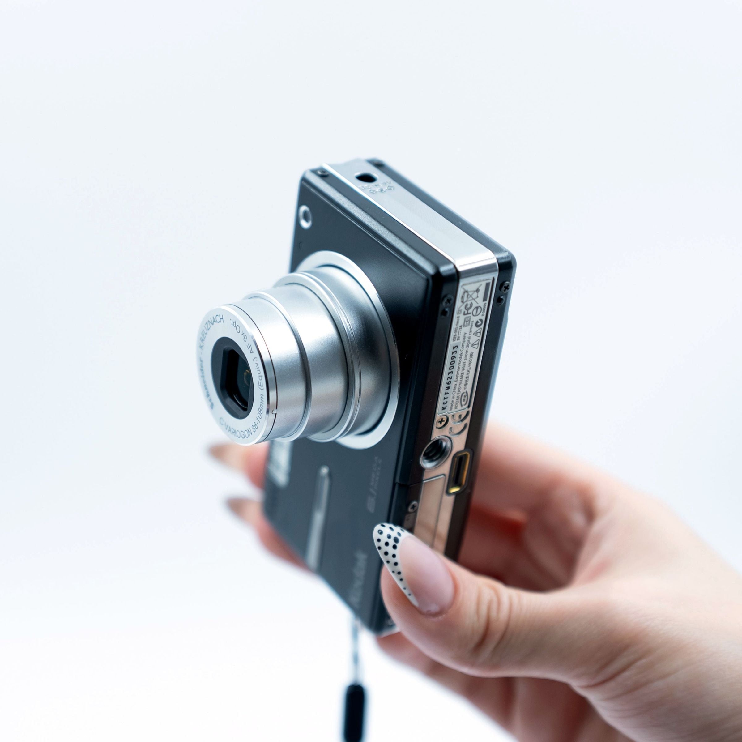 Kodak EasyShare V603 Retro Dijital Fotoğraf Makinesi – Retro