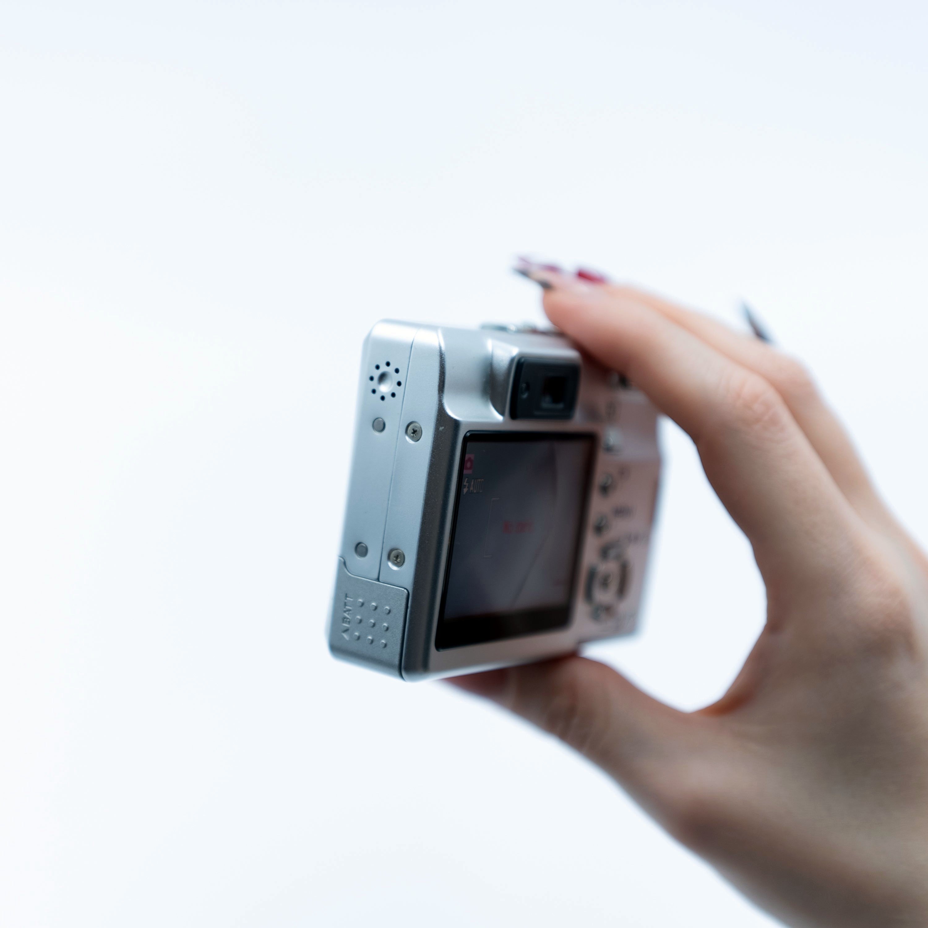 Konica Minolta DiMAGE X50 Retro Dijital Fotoğraf Makinesi – Retro