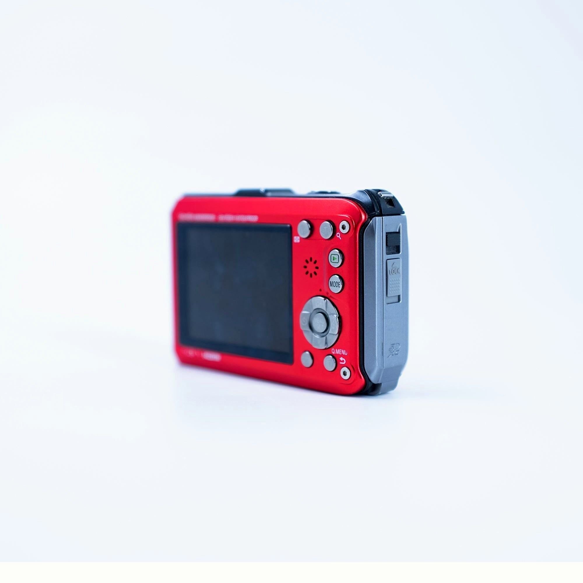 Lumix DMC-FT3 ”防水” レトロデジタルカメラ – Retro Camera Land