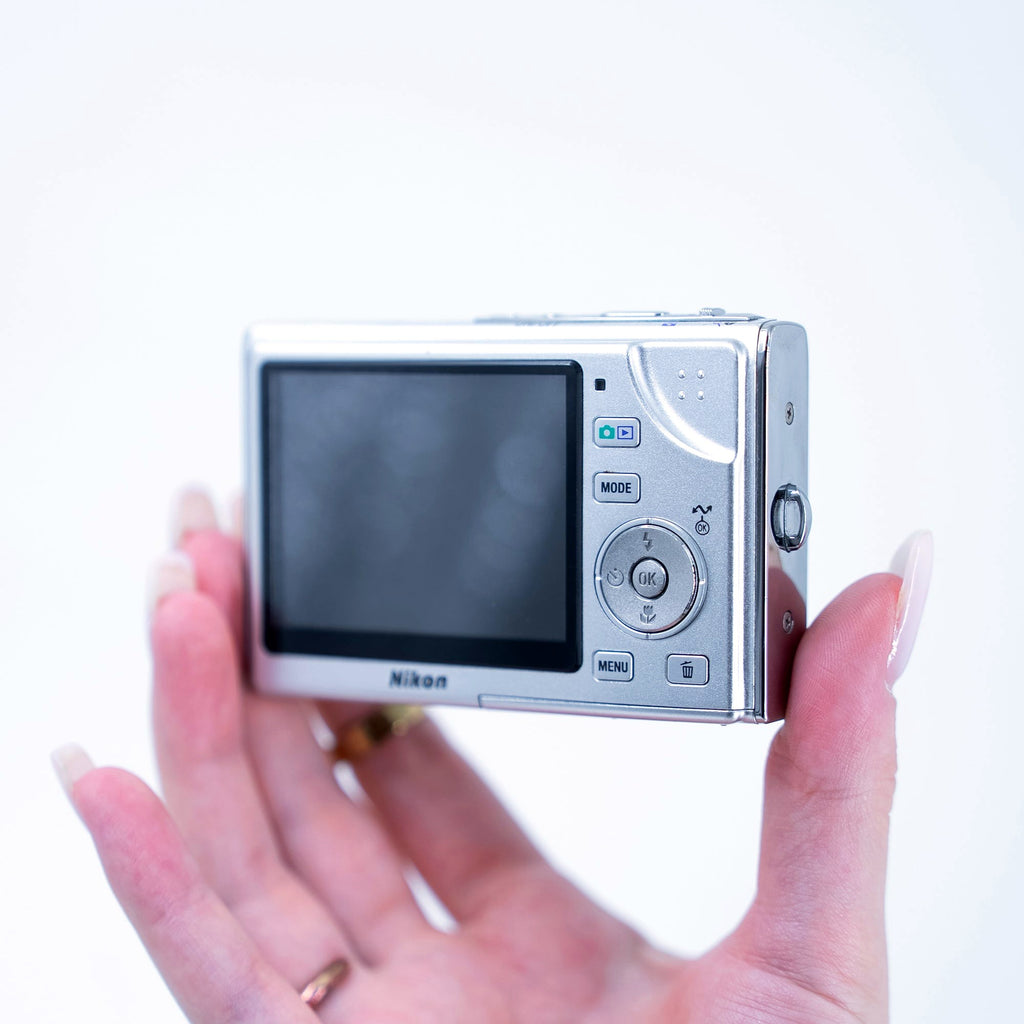 Nikon Coolpix S9