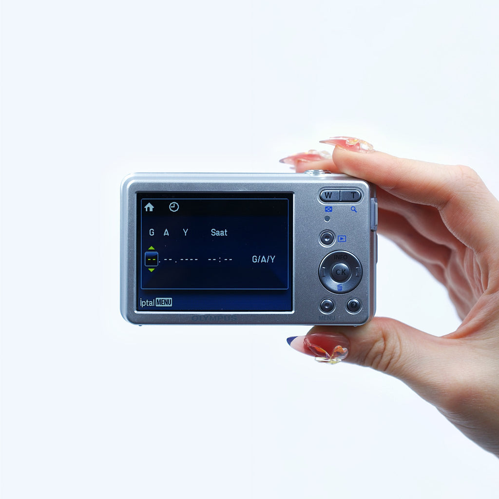 Olympus D-700 - görsel 5