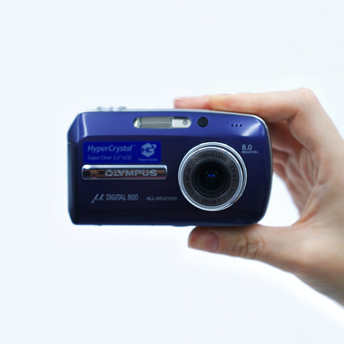Olympus mju Digital 800 - ön görünüm