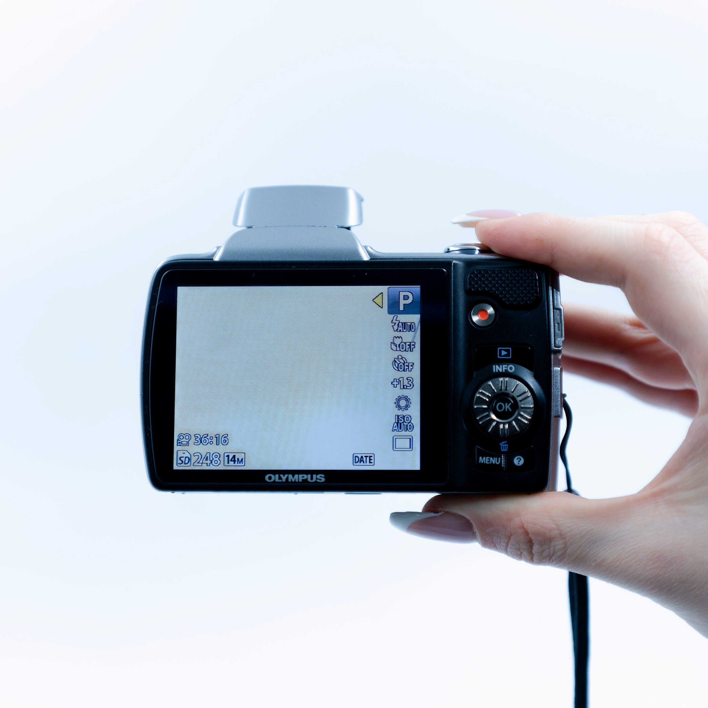 Olympus SZ-10