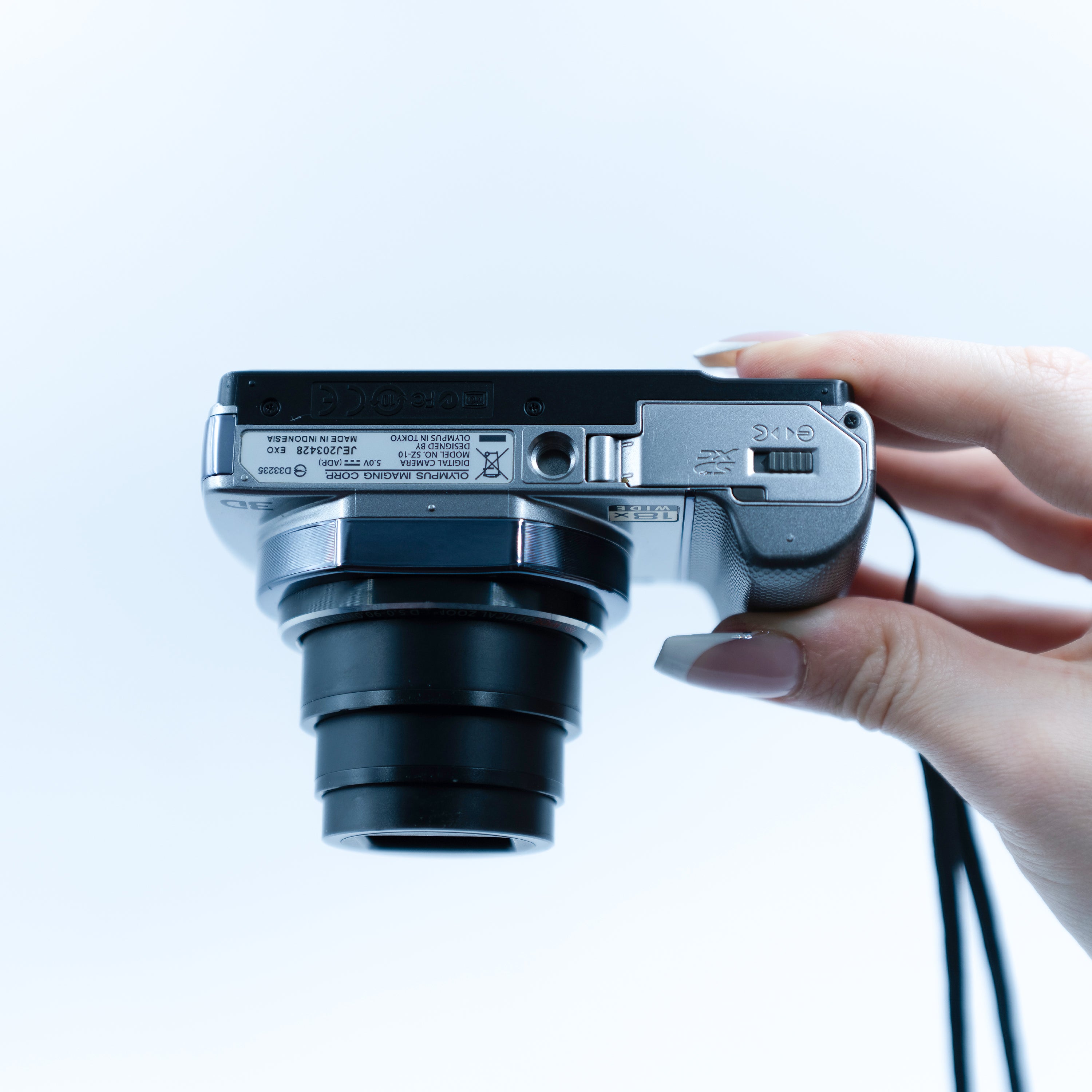 Olympus SZ-10 üst görünüm | RetroCameraLand
