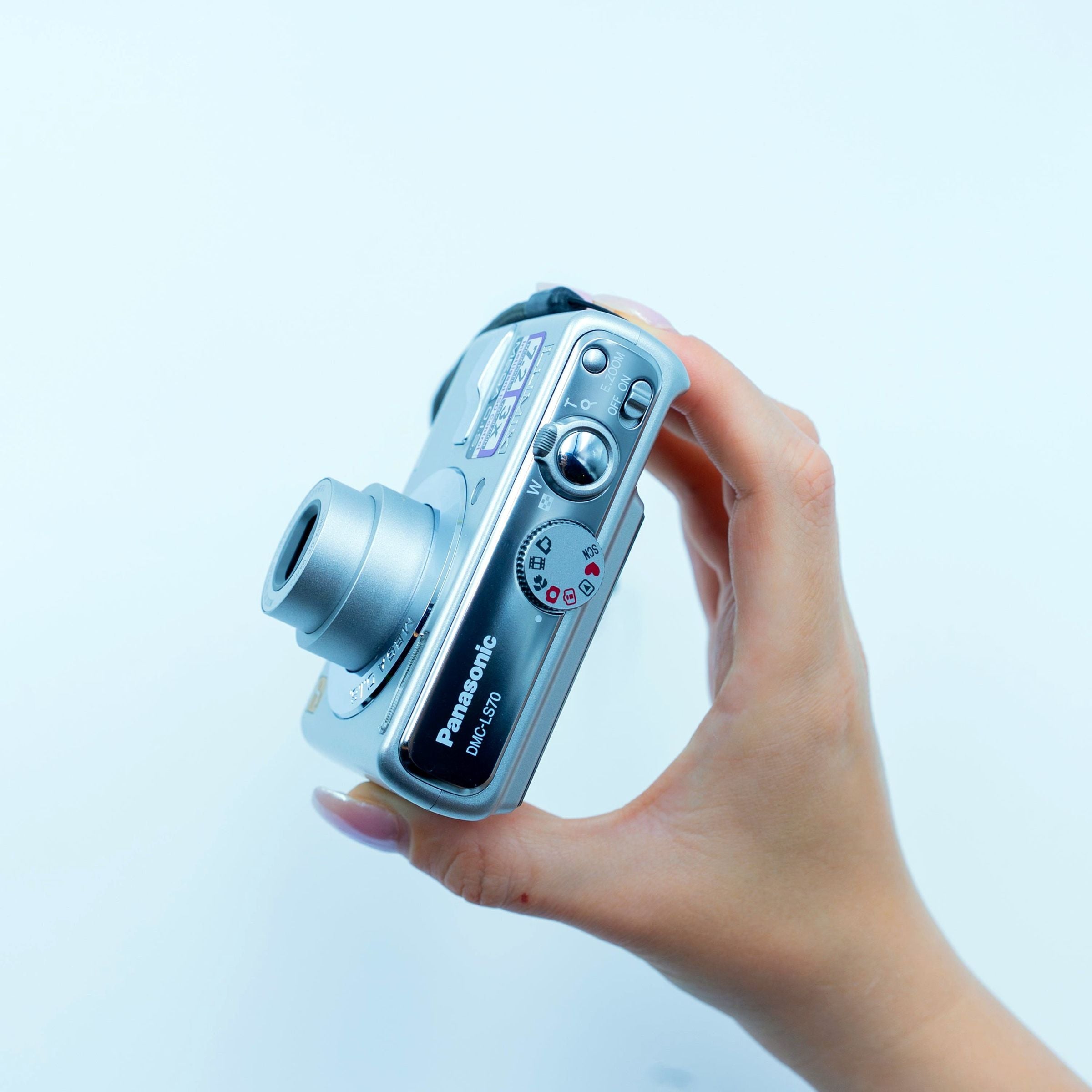 Panasonic DMC LS70