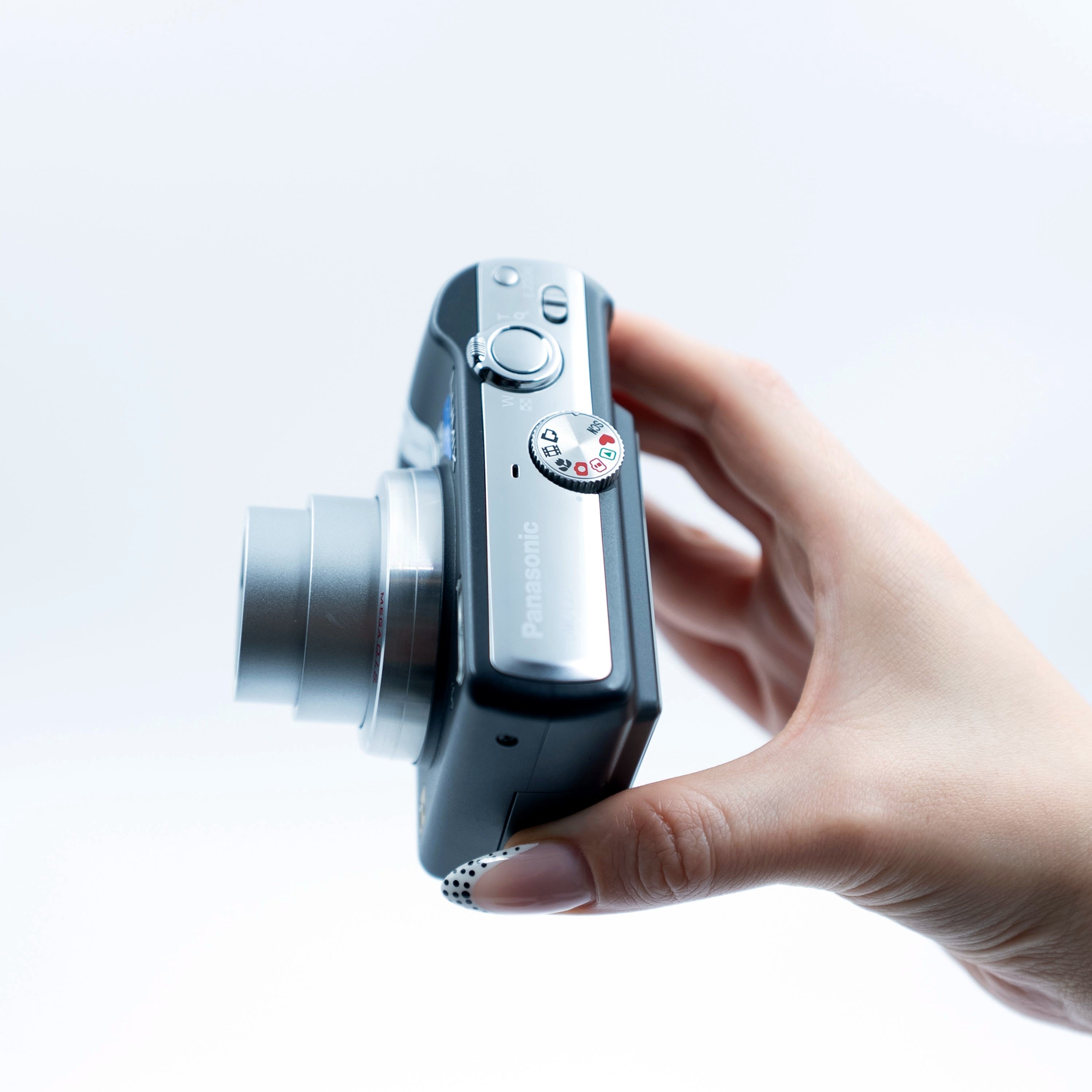Panasonic Lumix DMC-LZ7