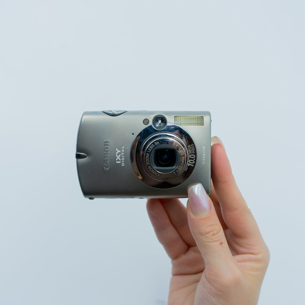 Canon IXY 1000