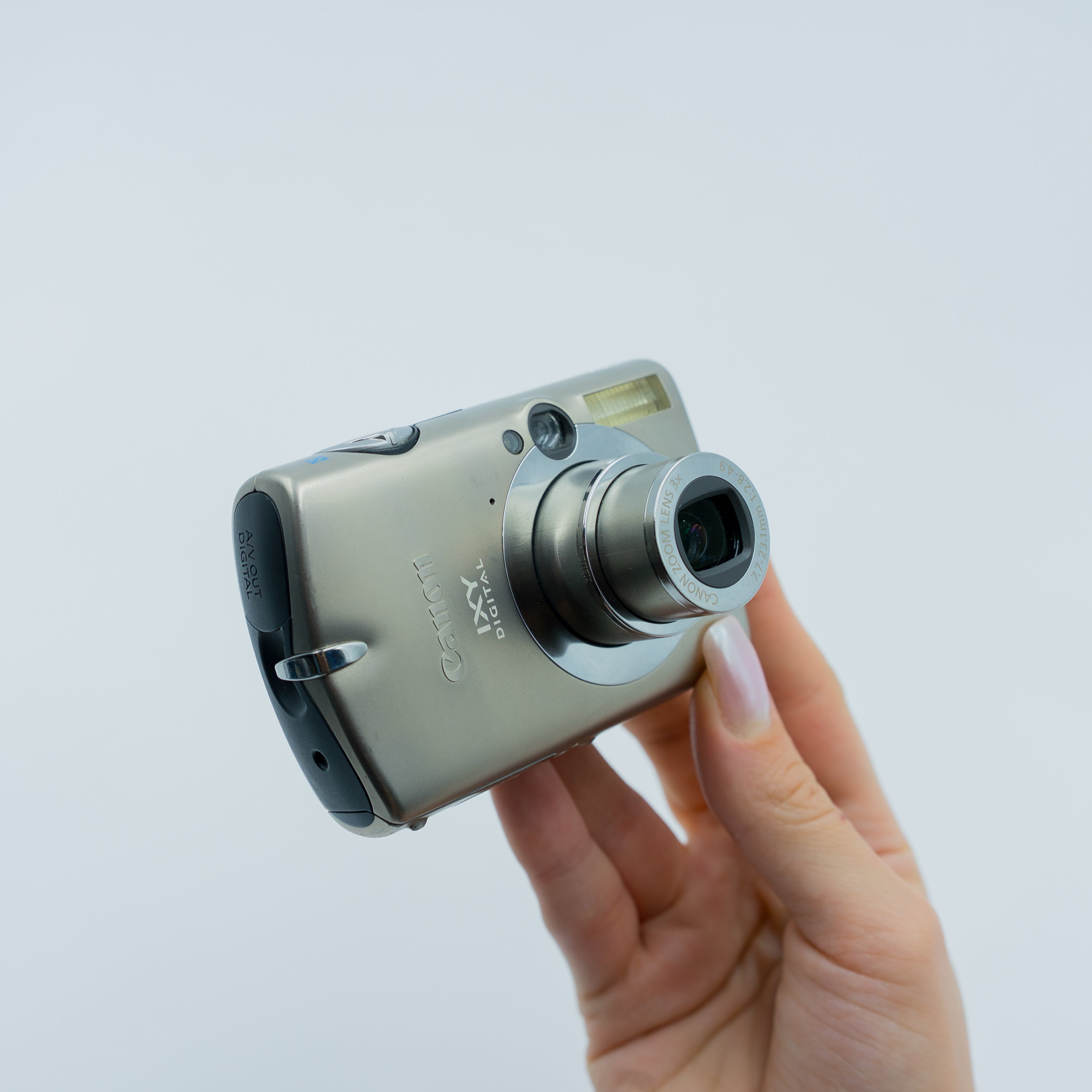 Canon IXY 1000