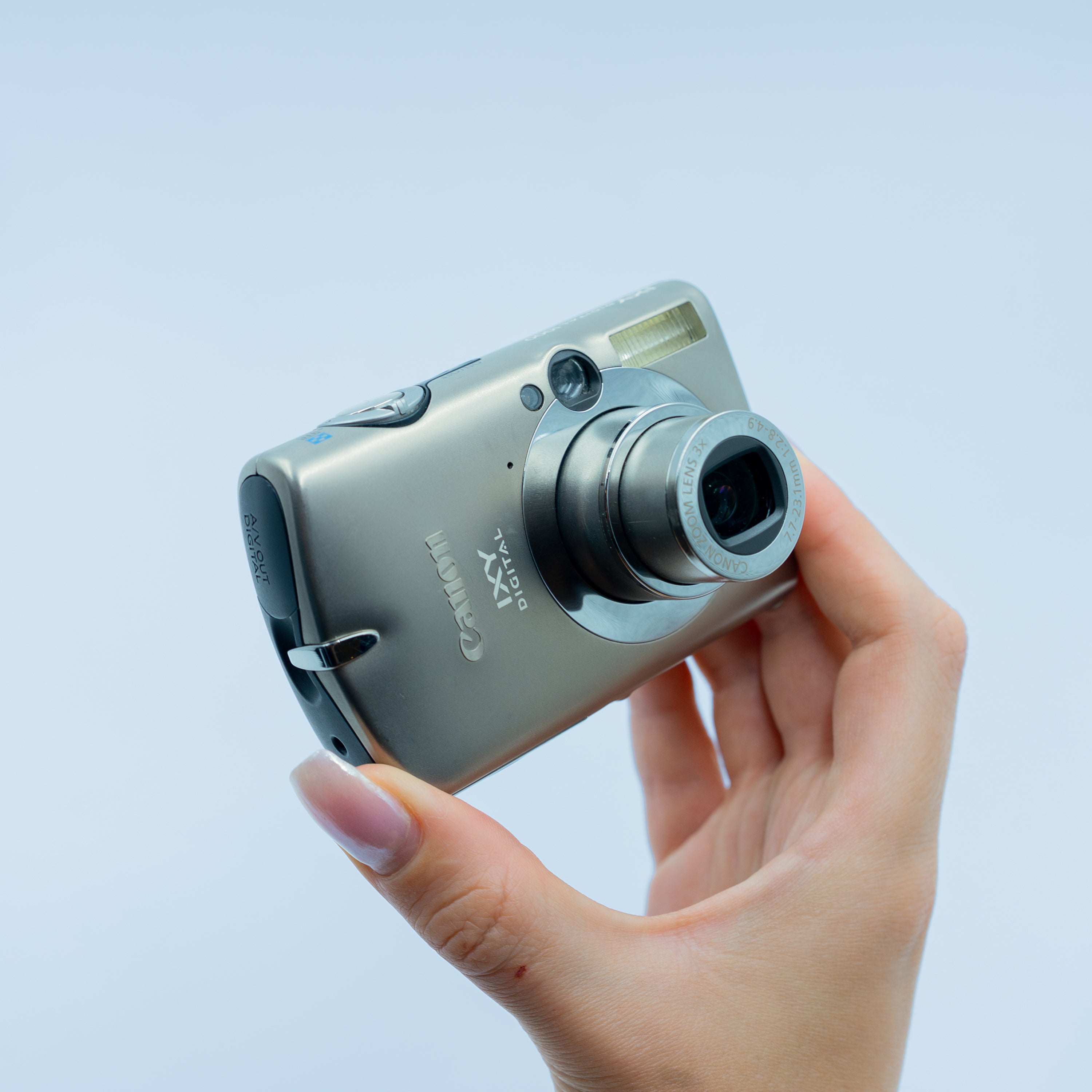 Canon IXY 1000