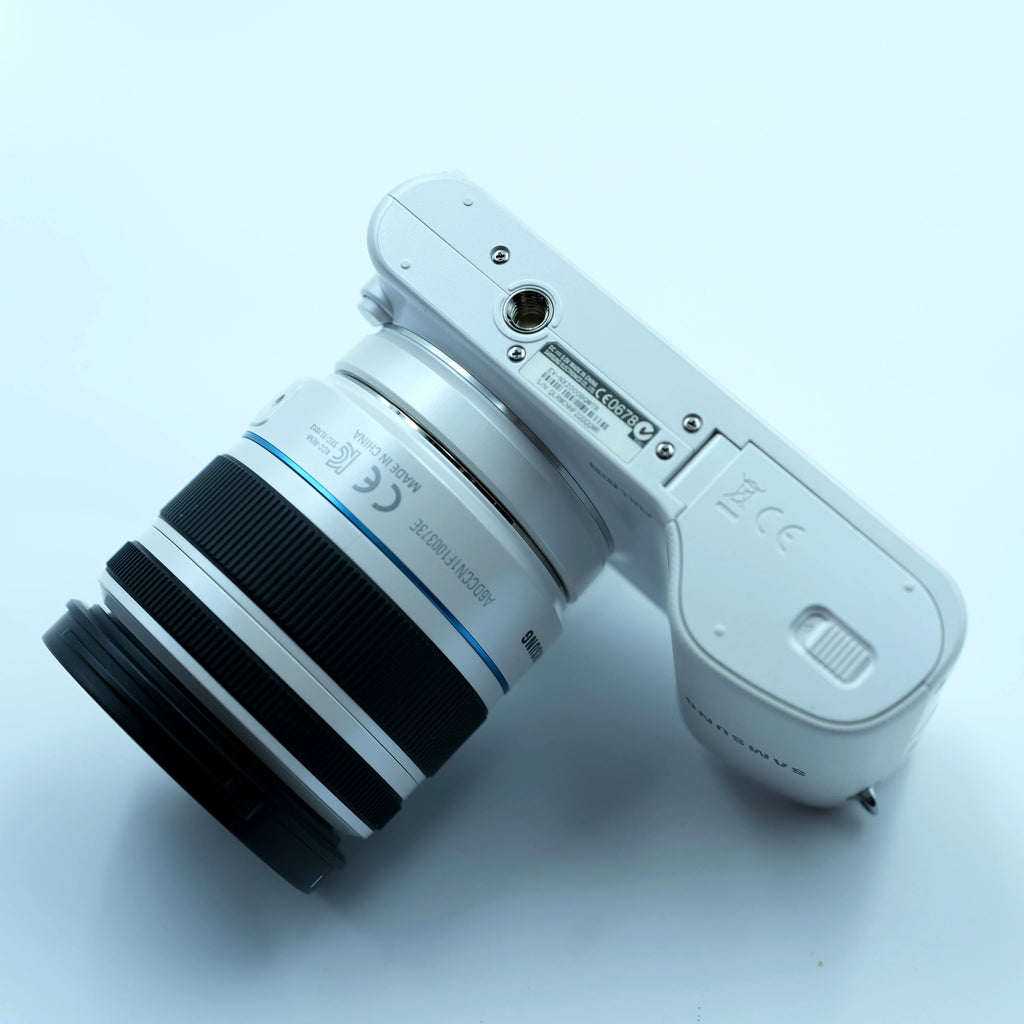 Samsung NX2000