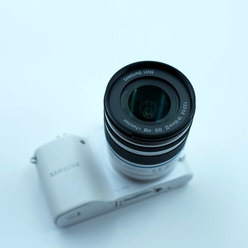 Samsung NX2000