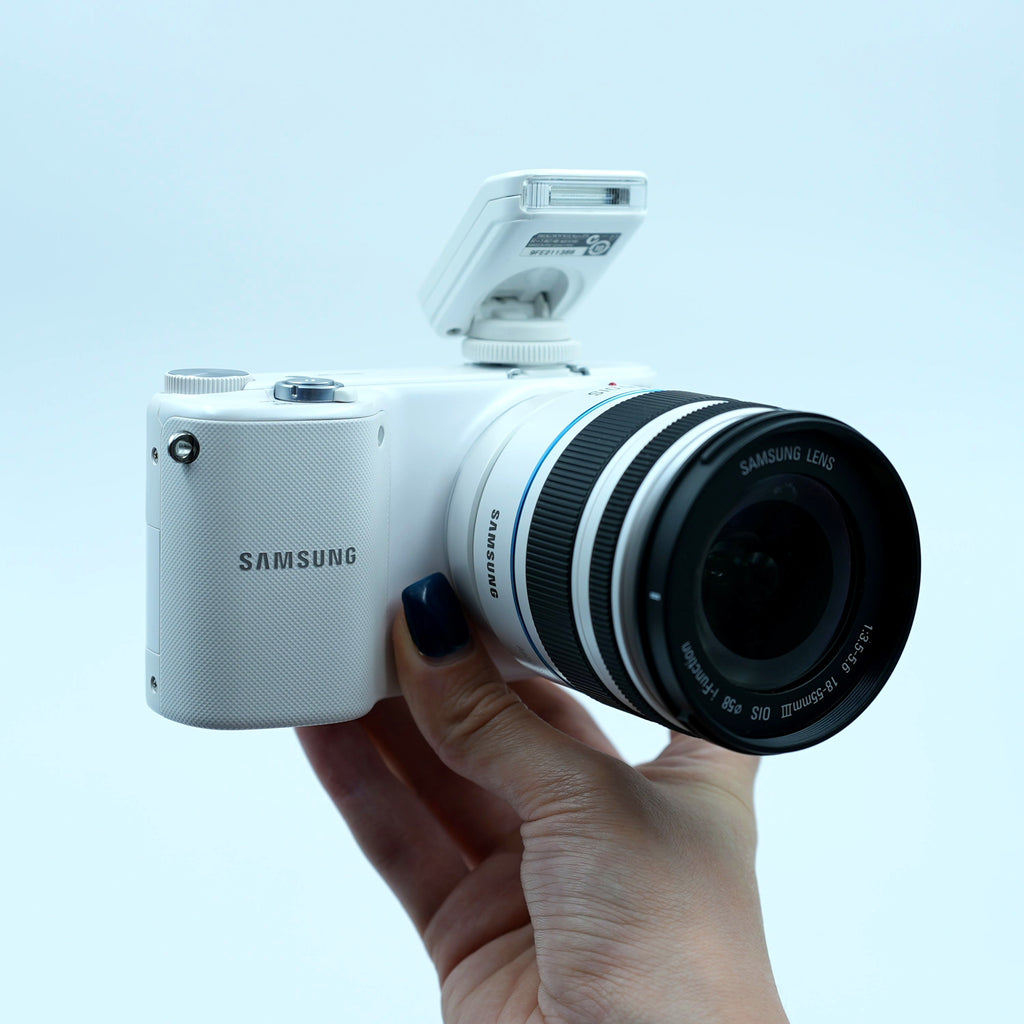 Samsung NX2000