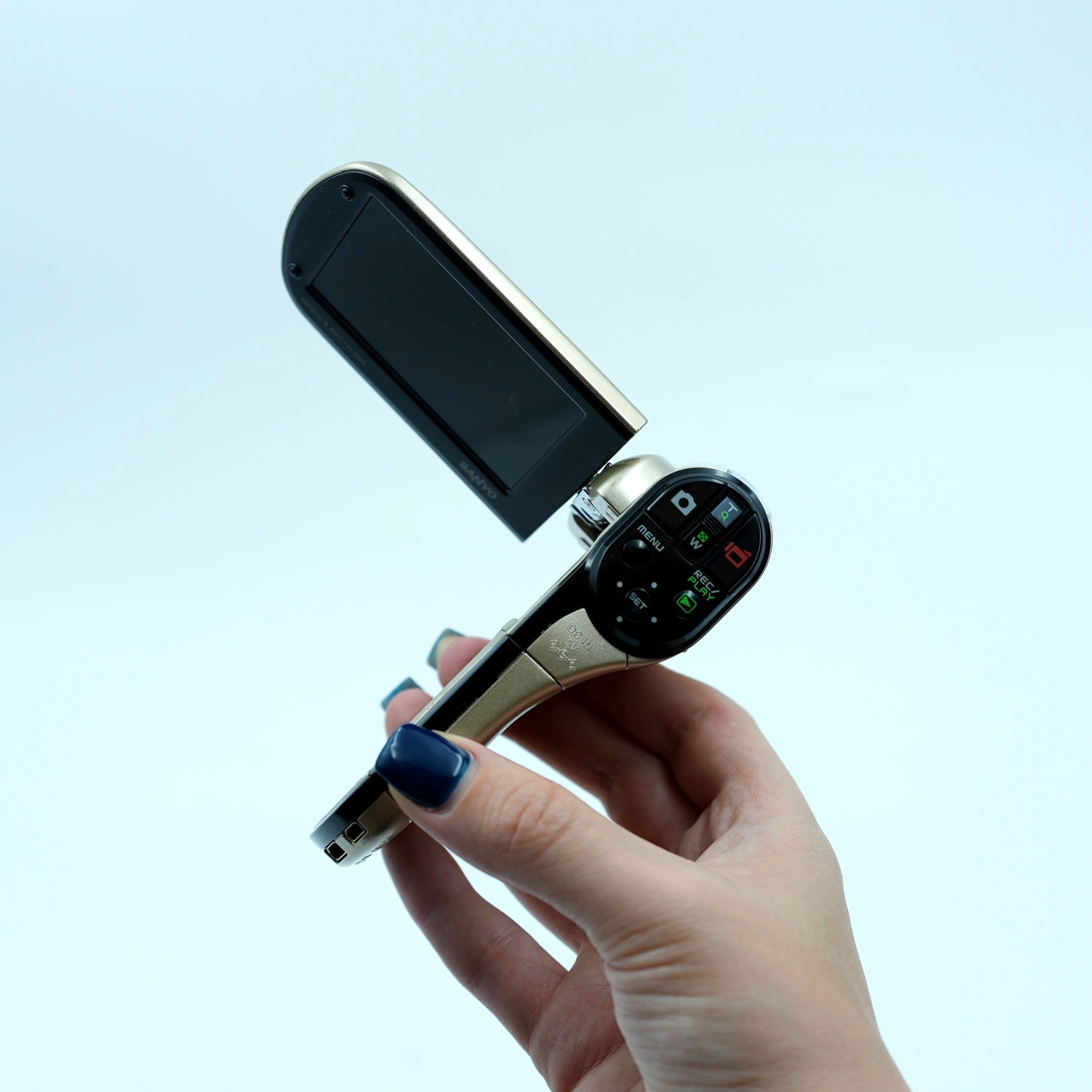 Sanyo Xacti CG20