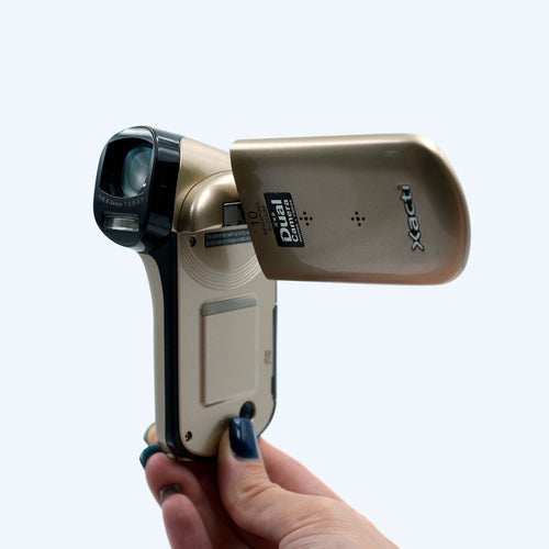 Sanyo Xacti CG20