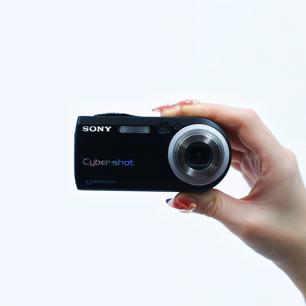 Sony Cyber-shot DSC-P120 - görsel 2