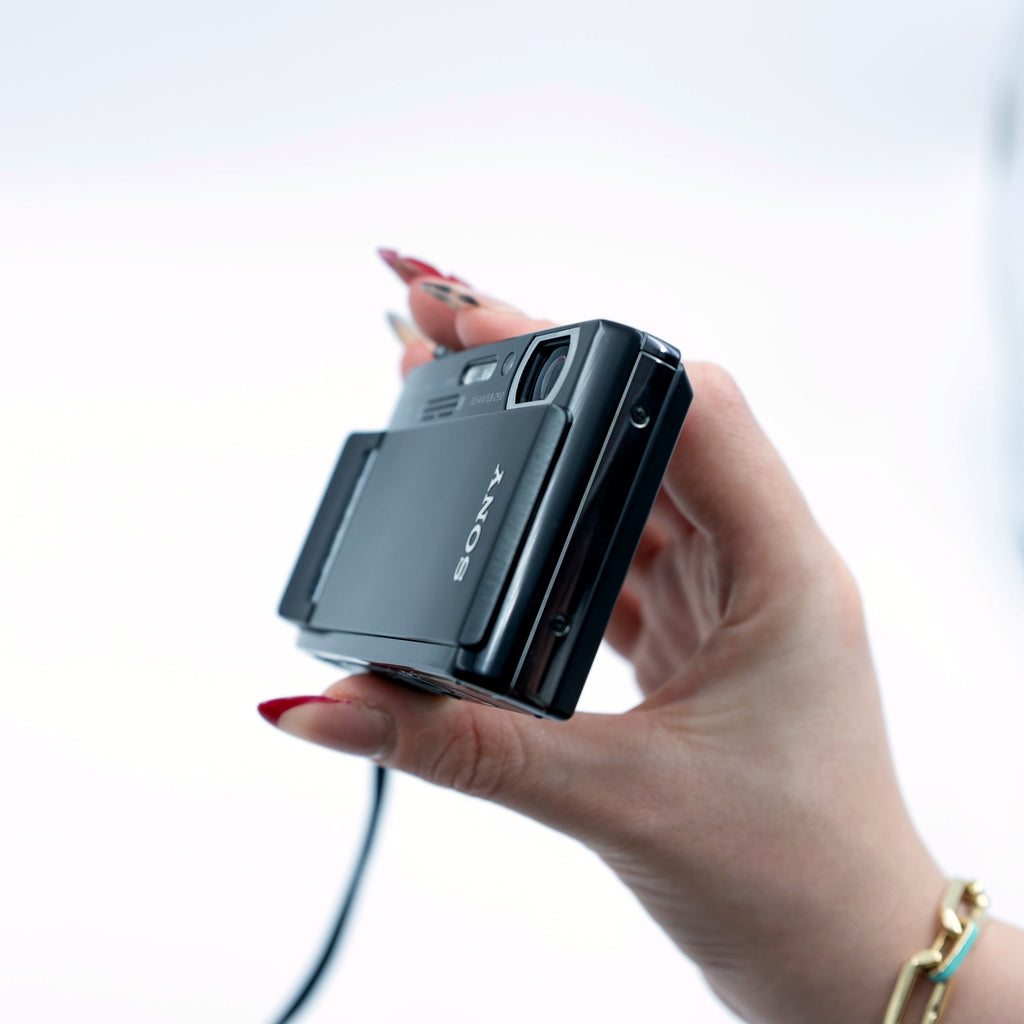 Sony Cyber-shot DSC-T500