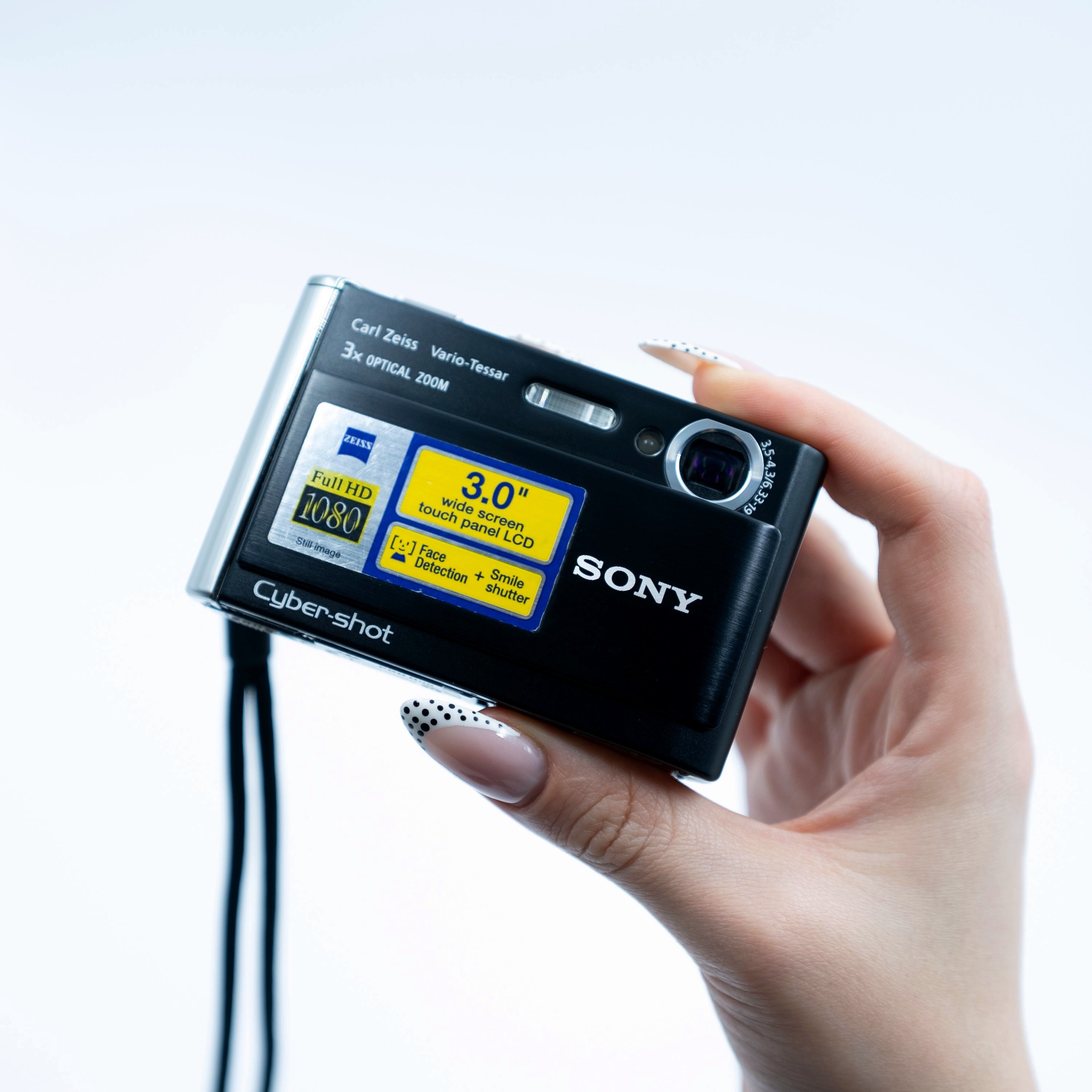 Sony Cyber-shot DSC-T70