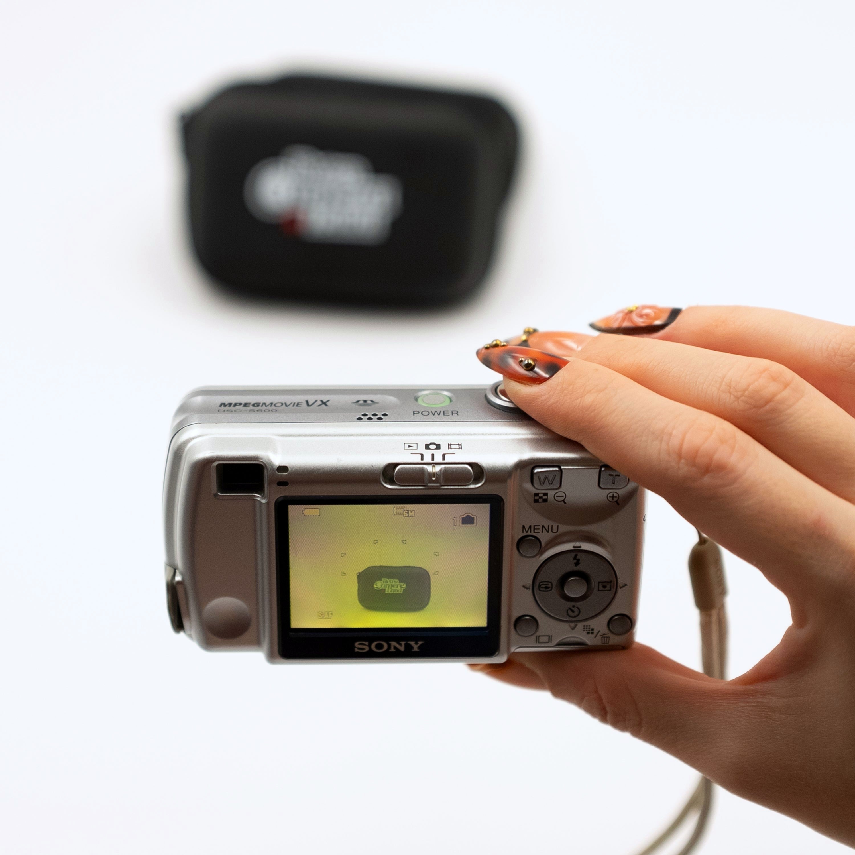 Sony Cybershot DSC-S600