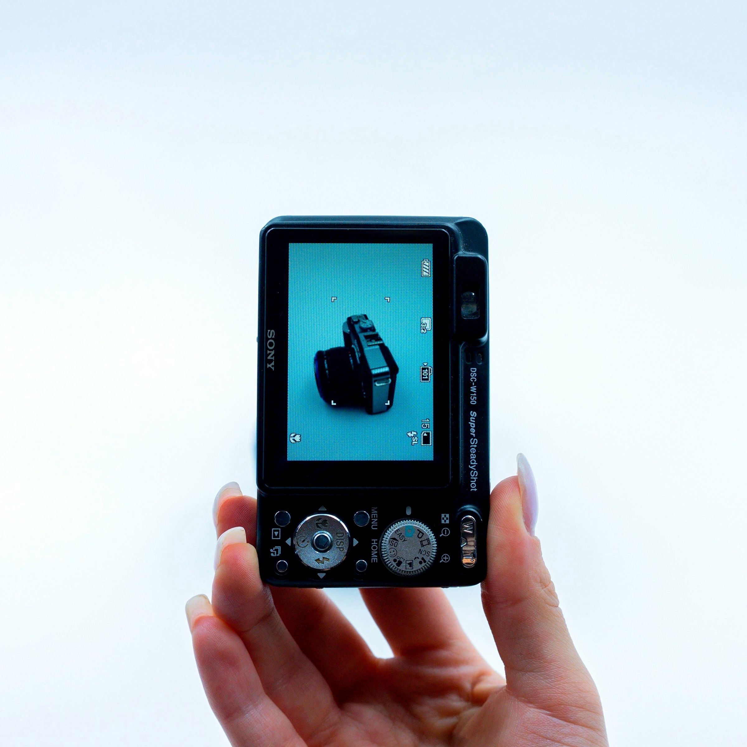 Sony Cyber-shot DSC-W150 8.1MP CCD Kamera | RetroCameraLand