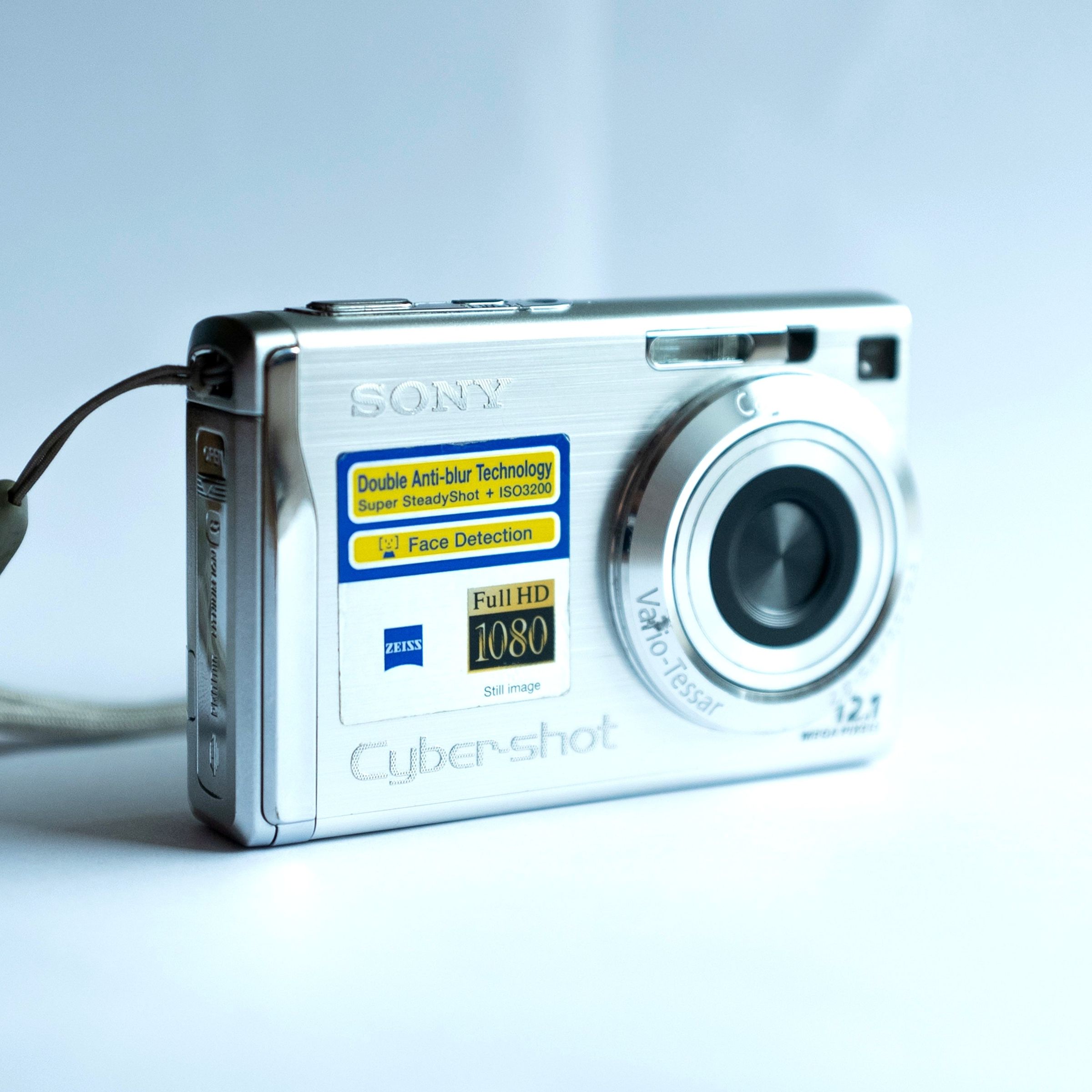 ソニー サイバーショット DSC-W200 レトロデジタルカメラ – Retro