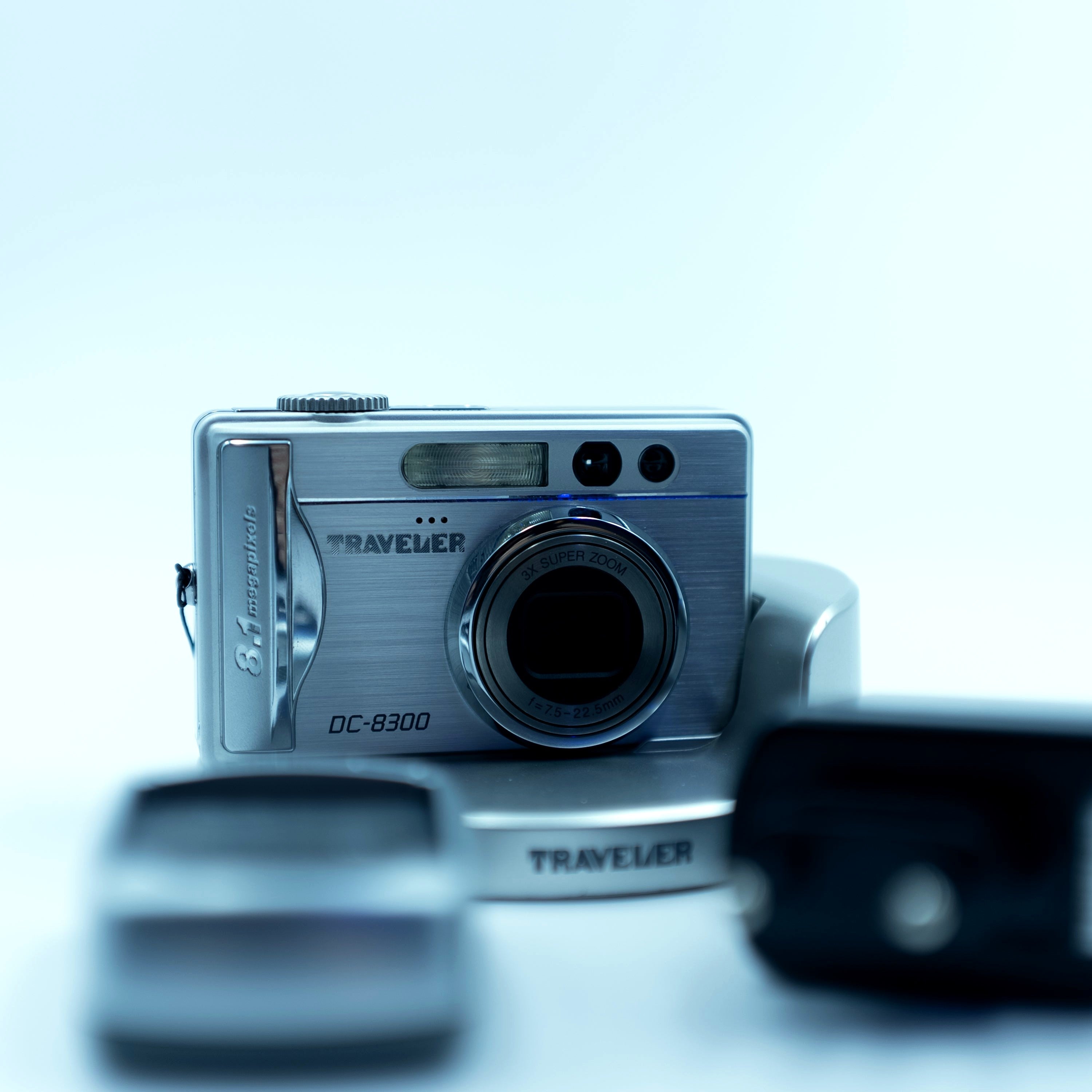Traveler DC-830