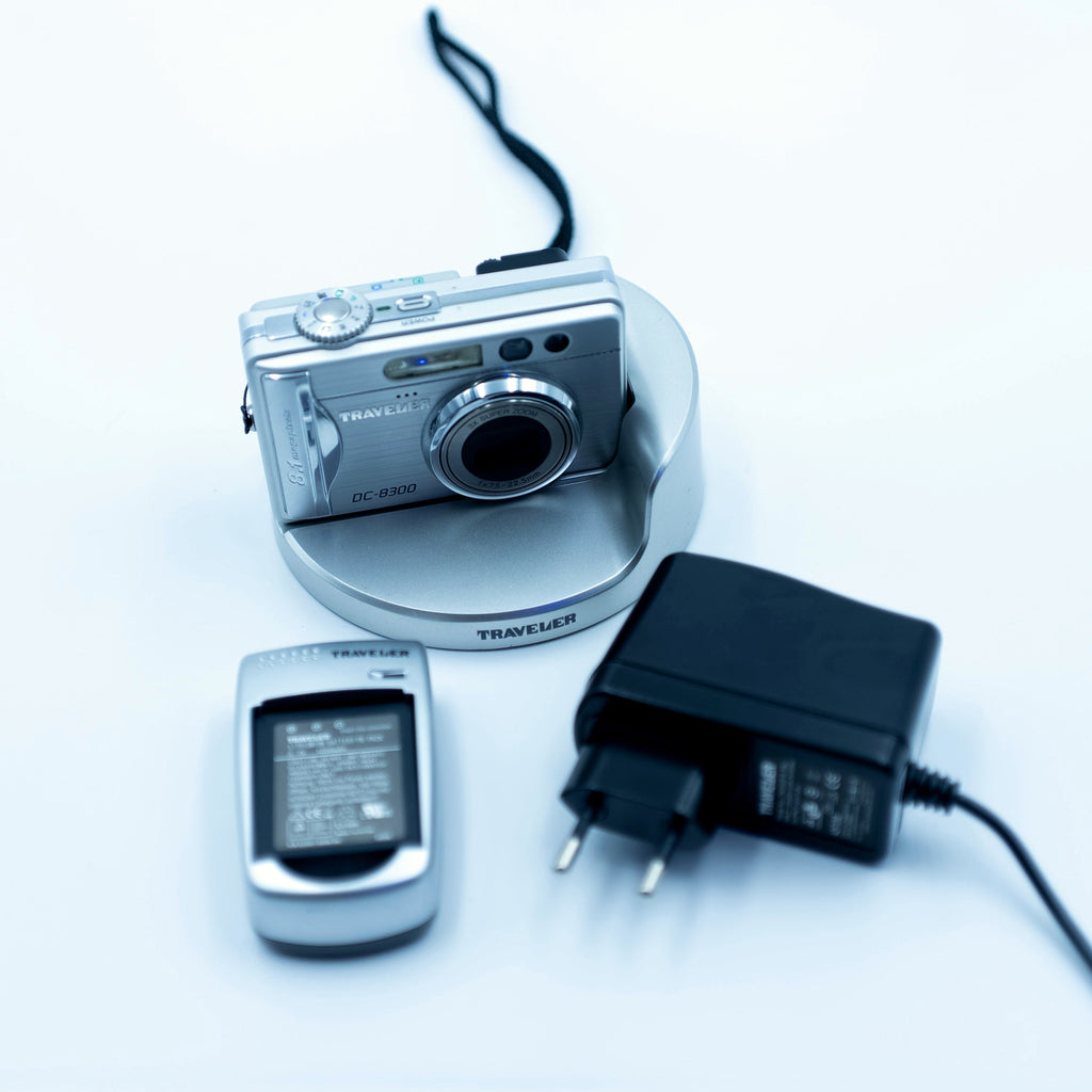 Traveler DC-830
